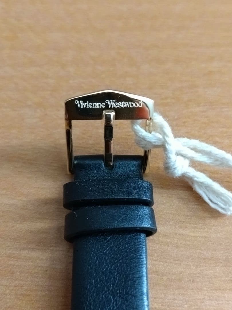 【未使用可動品】Vivienne Westwood 腕時計