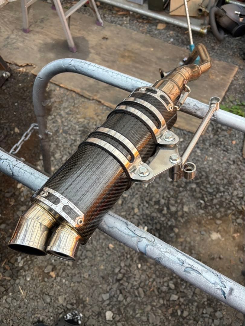 ホンダPCX125、160 JK05 KF47用　朝倉商事　カーボンマフラー