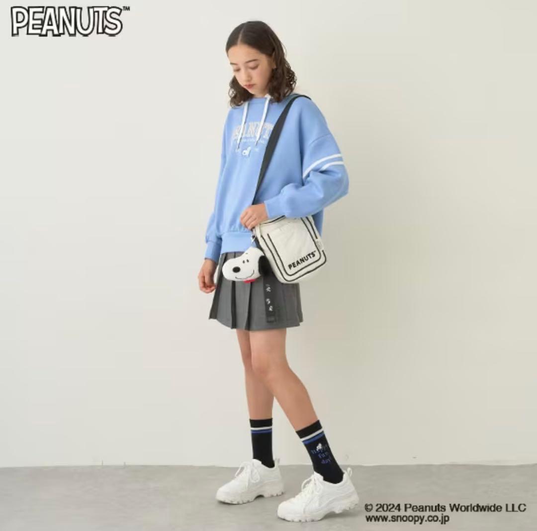 ポンポネットジュニア⭐︎ 【PEANUTS】バイカラーパーカ　160