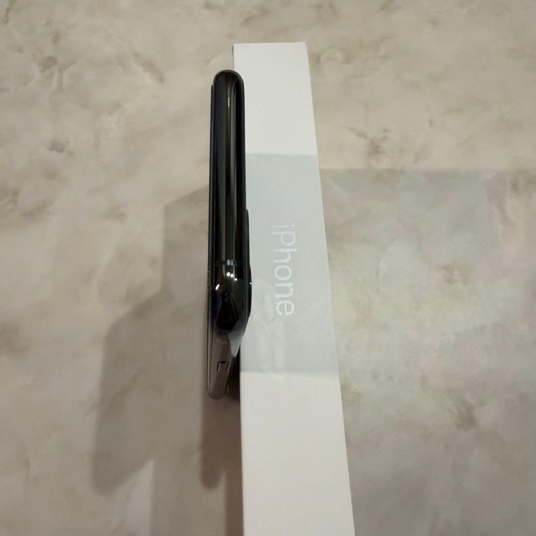 【美品】iPhone11pro 256GB ミッドナイトグリーン　SIMフリー