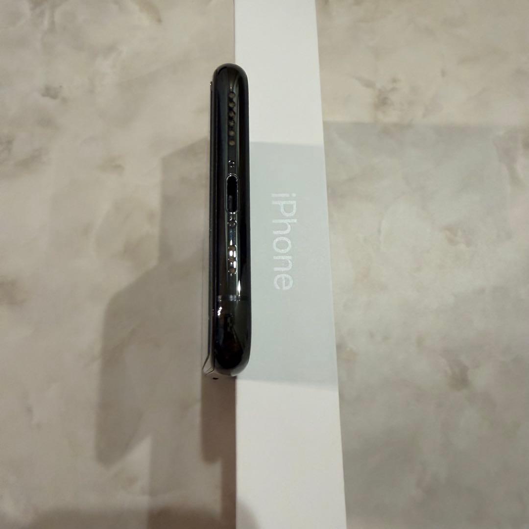 【美品】iPhone11pro 256GB ミッドナイトグリーン　SIMフリー