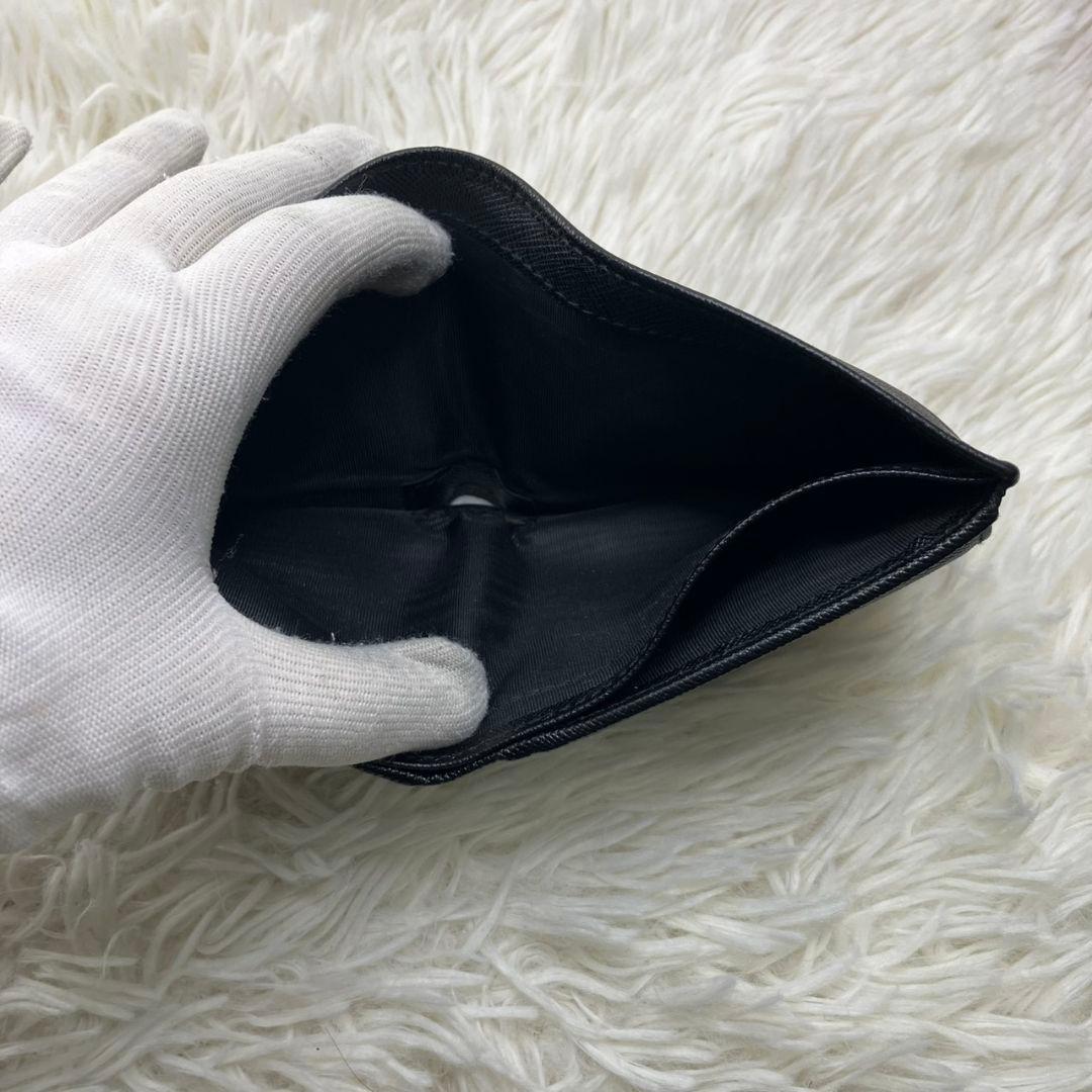 美品 現行✨ PRADAポケット付 サフィアーノ トライアングル 財布 黒