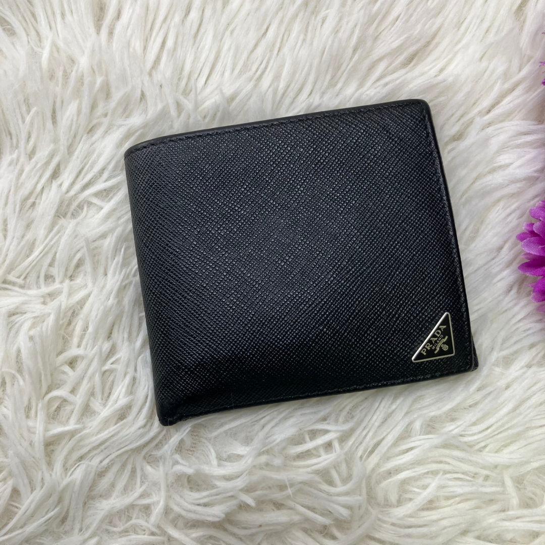 美品 現行✨ PRADAポケット付 サフィアーノ トライアングル 財布 黒