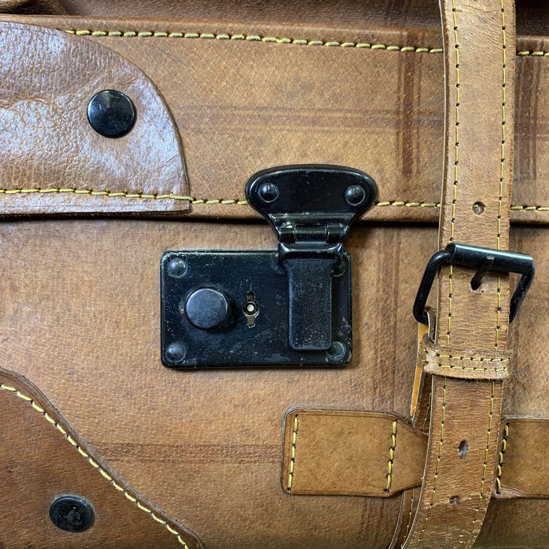 イタリア産　ヴィンテージ　レザー　本革　トランクケース　トラベルバッグ　キャメル