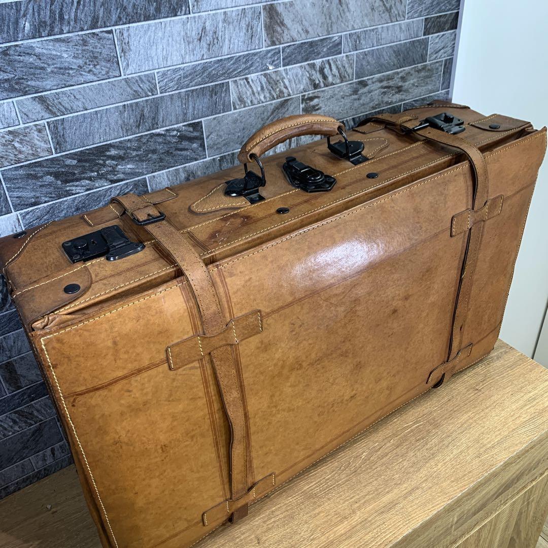 イタリア産　ヴィンテージ　レザー　本革　トランクケース　トラベルバッグ　キャメル