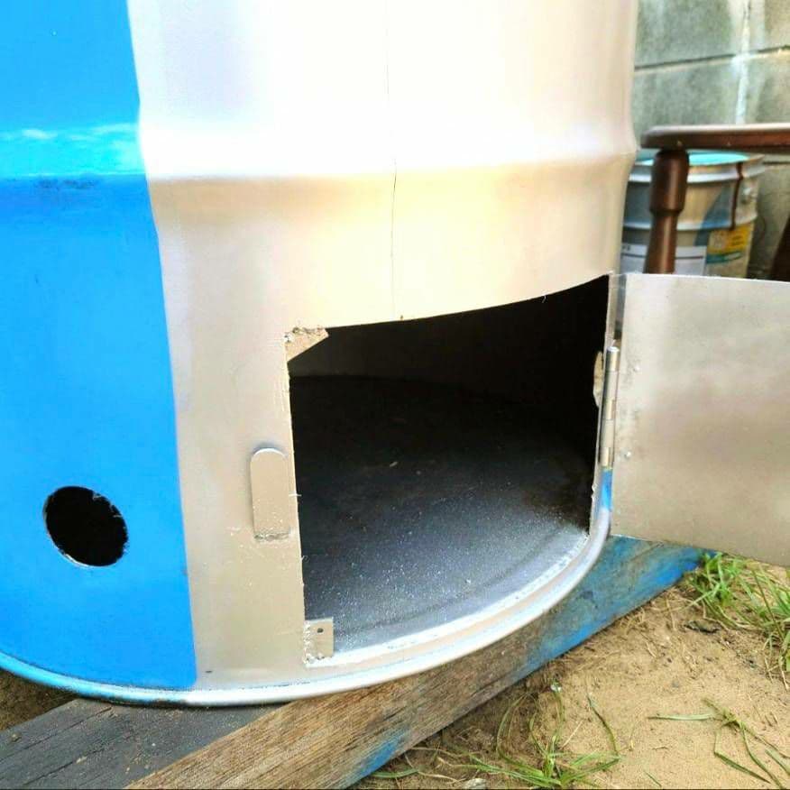 ドラム缶焚き火台 購入前に説明文を 読みコメントくださいよろしくお願いいたします