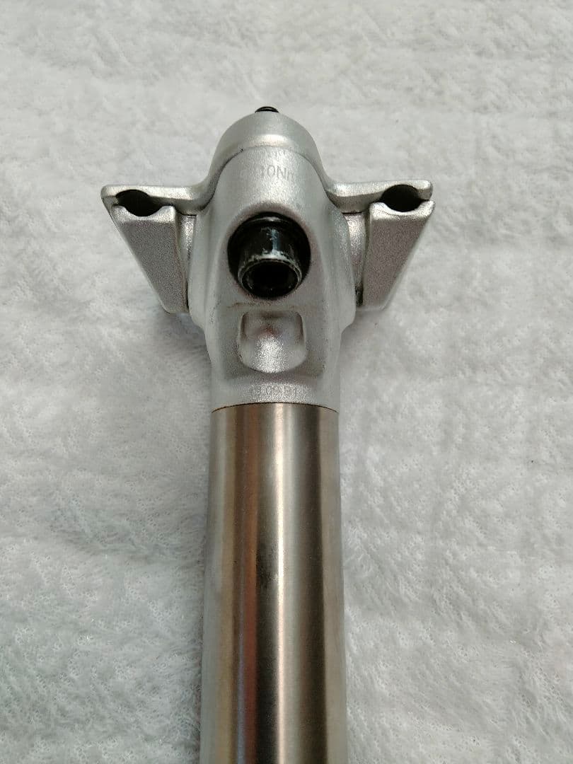 チタンシートポスト