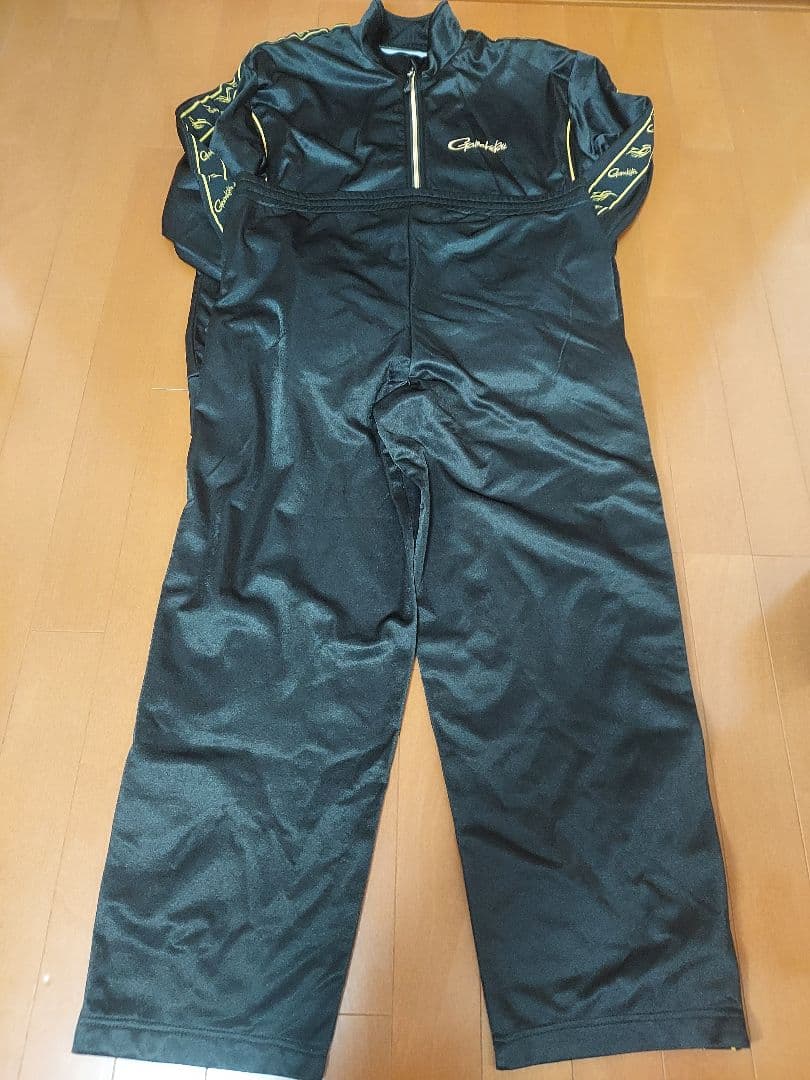 Gamakatsu ブラック ゴールド ジャージ