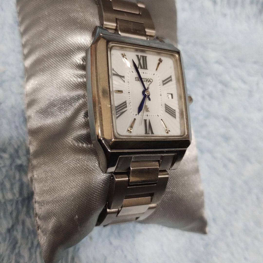 レクタンギュラー型！希少！セイコールキアSEIKOLUKIA電波ソーラー