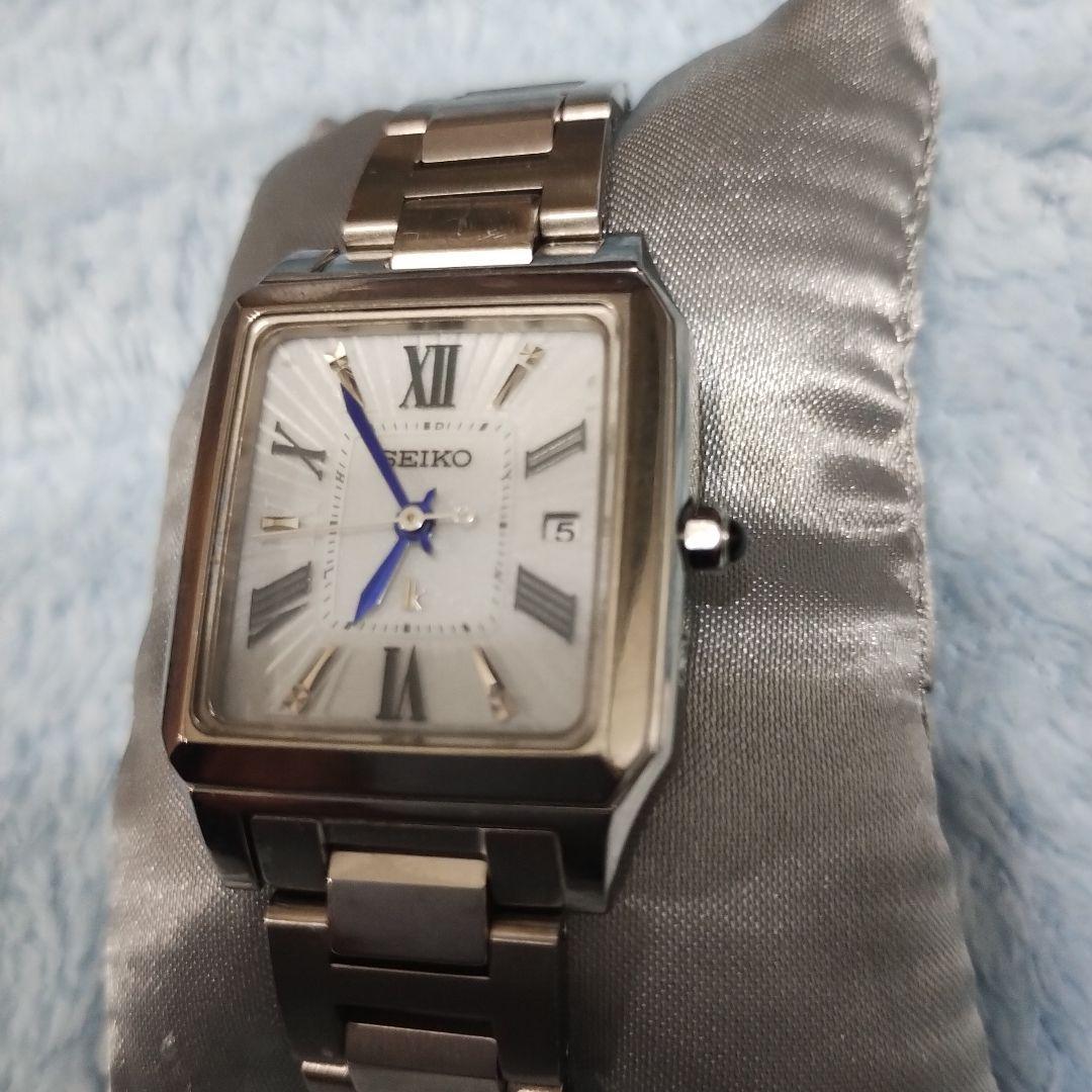 レクタンギュラー型！希少！セイコールキアSEIKOLUKIA電波ソーラー