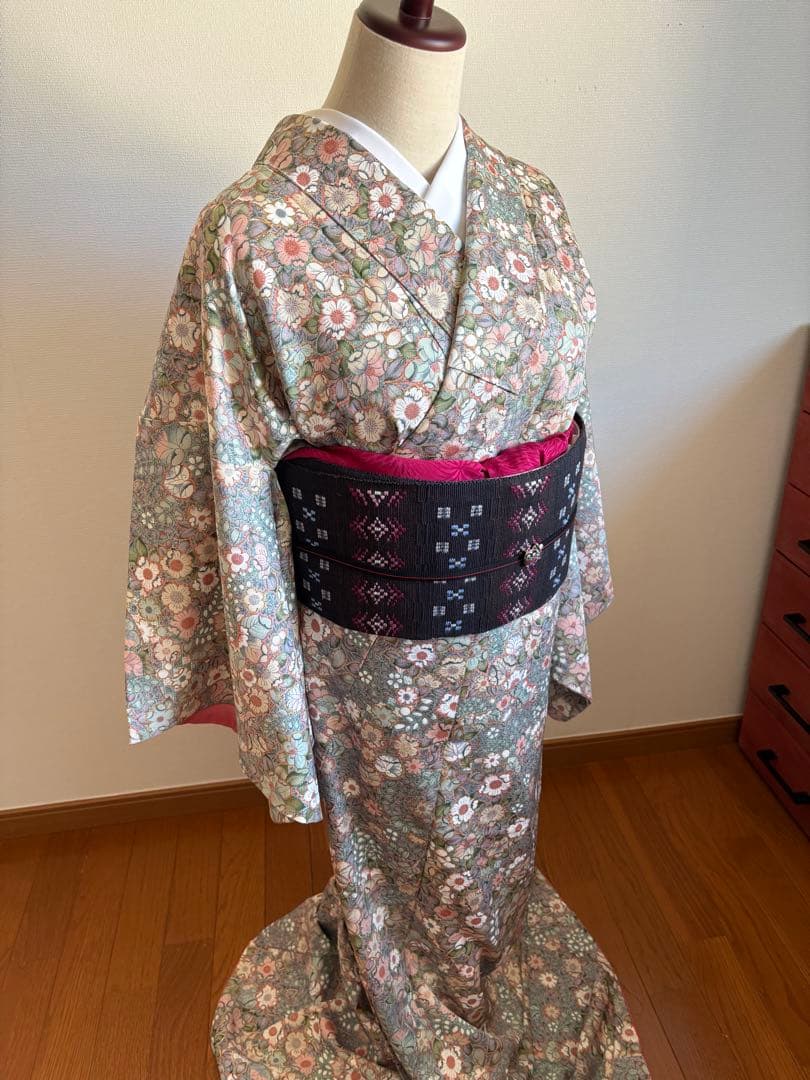 ❤️艶やか正絹小紋　辻ヶ花柄　新品保管品　新品畳紙付き