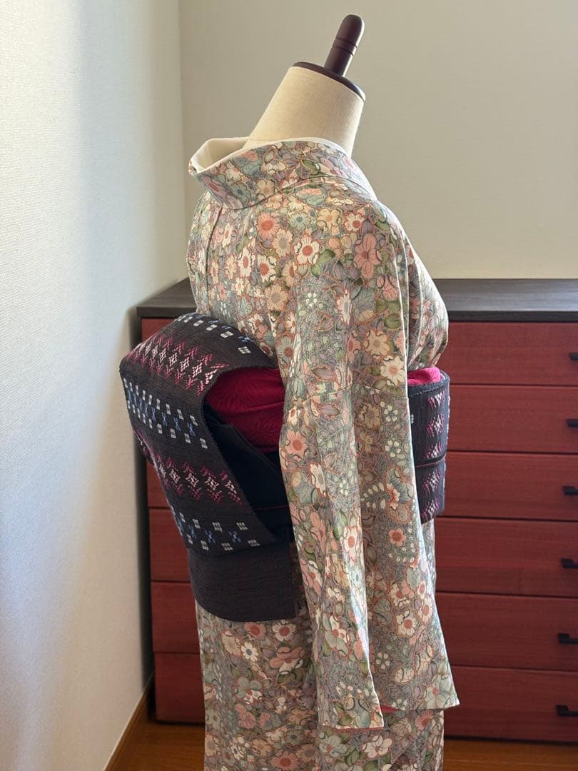 ❤️艶やか正絹小紋　辻ヶ花柄　新品保管品　新品畳紙付き