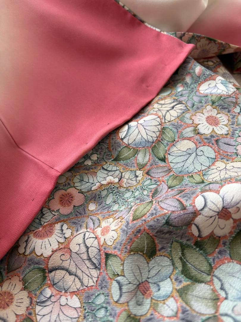 ❤️艶やか正絹小紋　辻ヶ花柄　新品保管品　新品畳紙付き