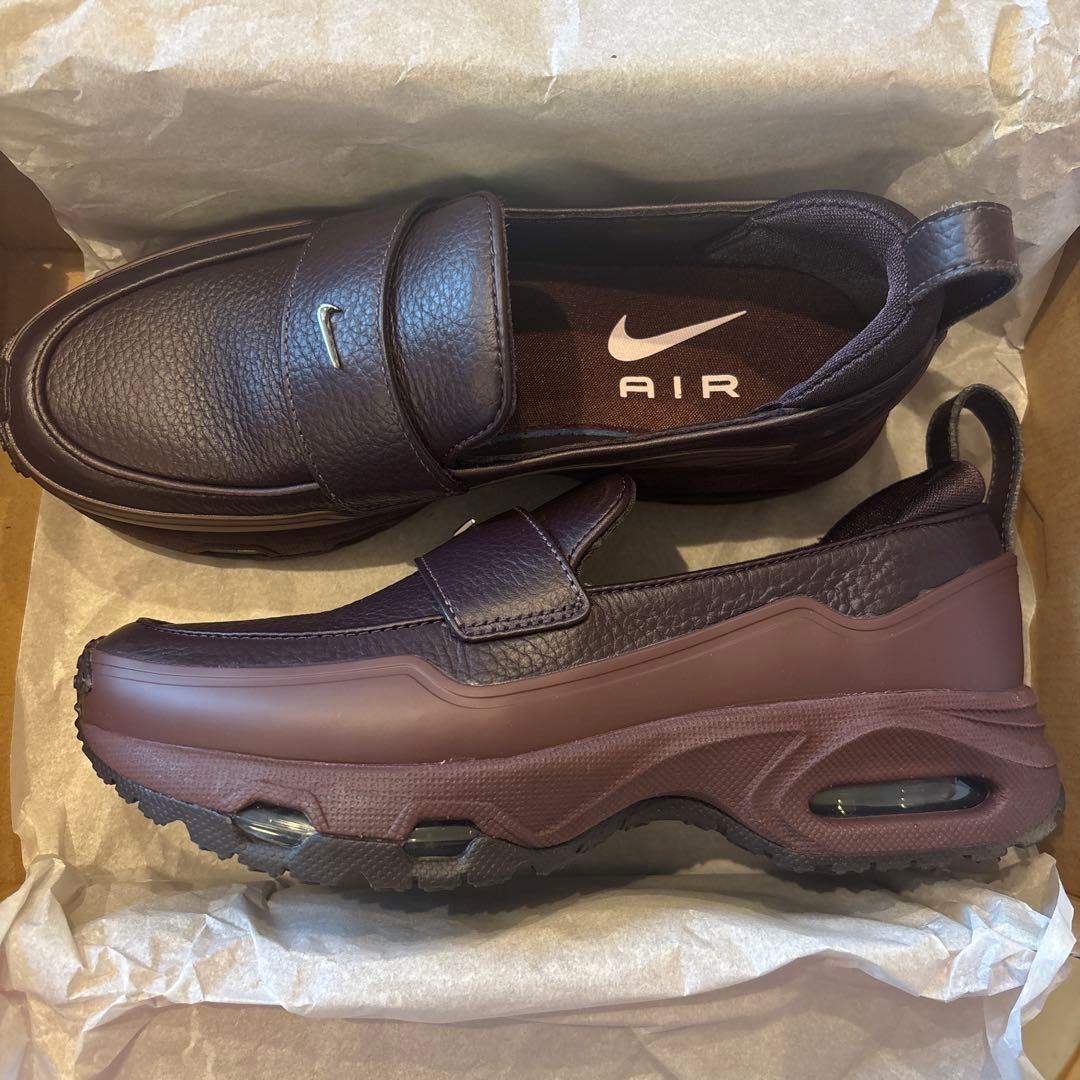 NIKE ナイキ　ウィメンズ　エアマックス　フェノメナ　バーガンディ　23.5㎝
