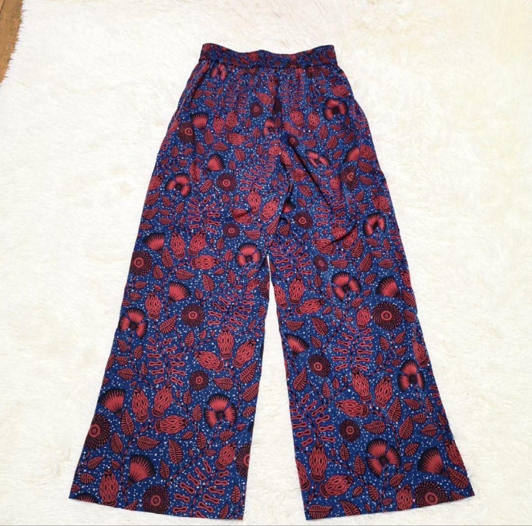 ジャーナルスタンダードレリューム　アフリカンフラワープリントパンツ　レッド