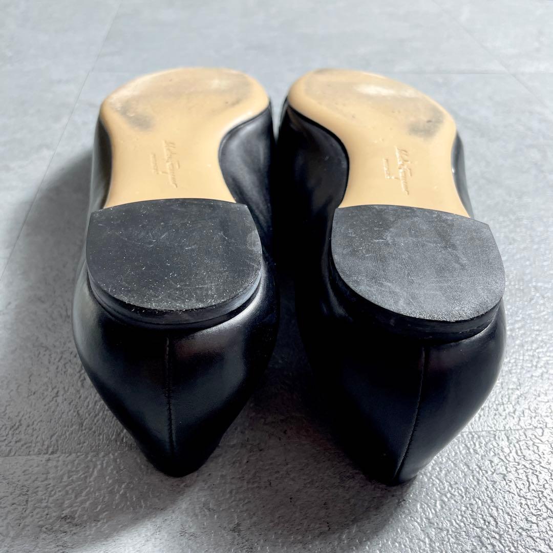 極美品✨ フェラガモ VARINA ヴァリナ フラットシューズ 黒 23cm