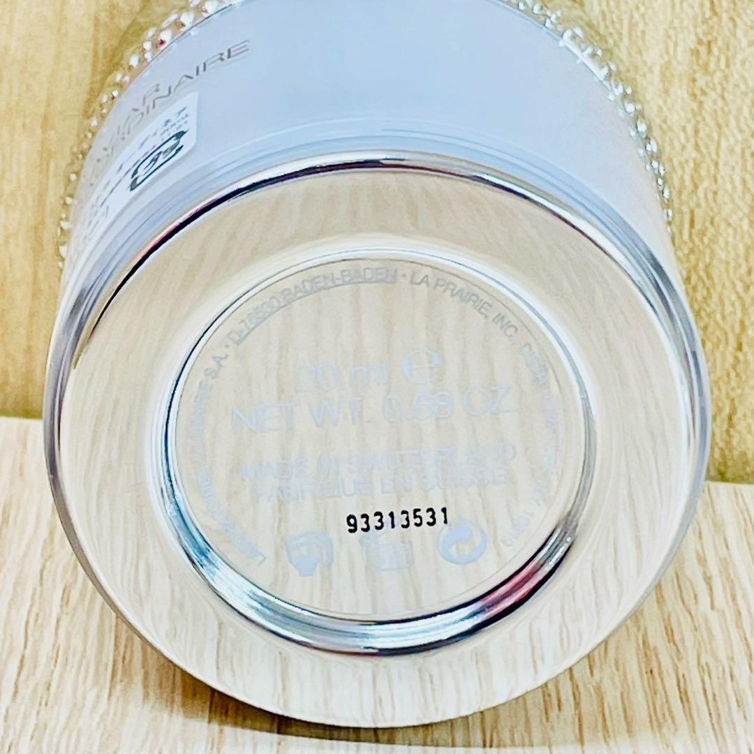 ☆ラ・プレリー　イルミネーティング アイ エクストラ オーディネア 20ml