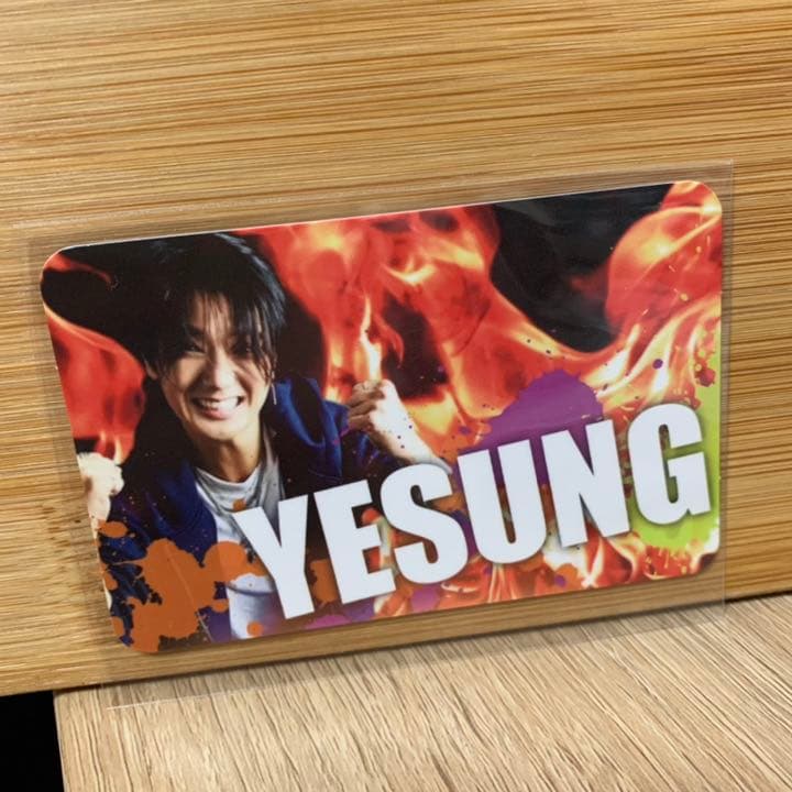 SUPER JUNIOR イェソン トレカ