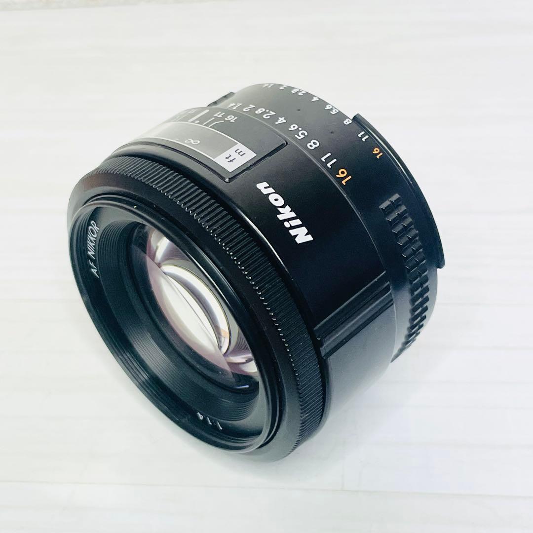 Nikon AF NIKKOR 50mm f/1.4 ニコン