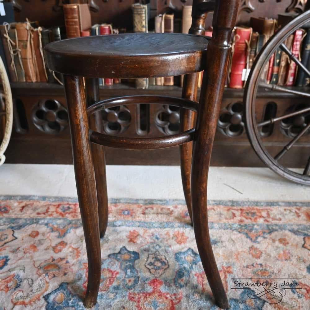 カ*ロ様 L3710-107-2 英国アンティーク ベントチェア ドールチェア