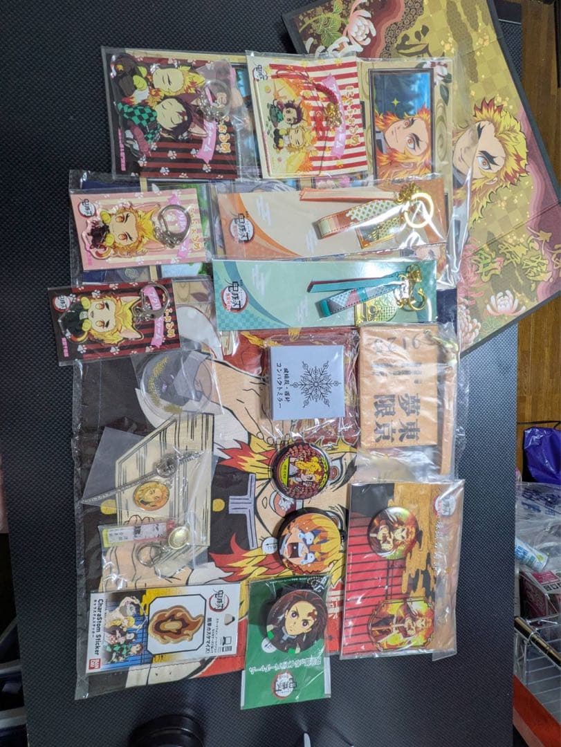 【希少】鬼滅の刃 大量まとめ売り 竈門炭治郎 煉獄杏寿郎
