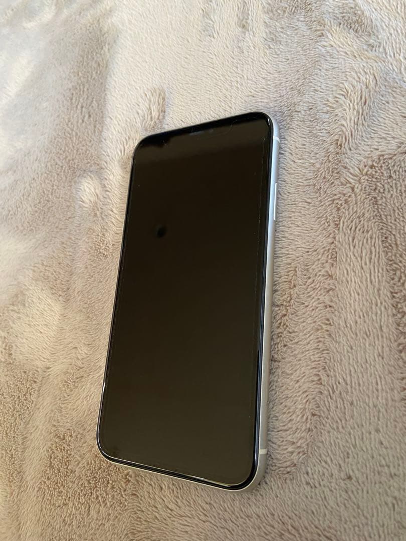 iPhone 11 ホワイト 128G 本体