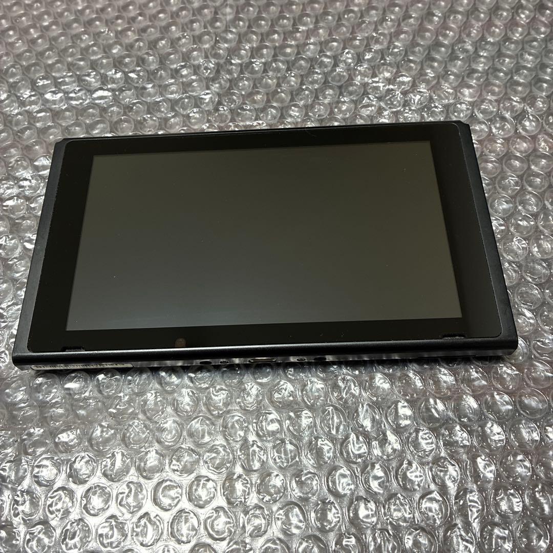 5 Nintendo Switch 本体　初期型