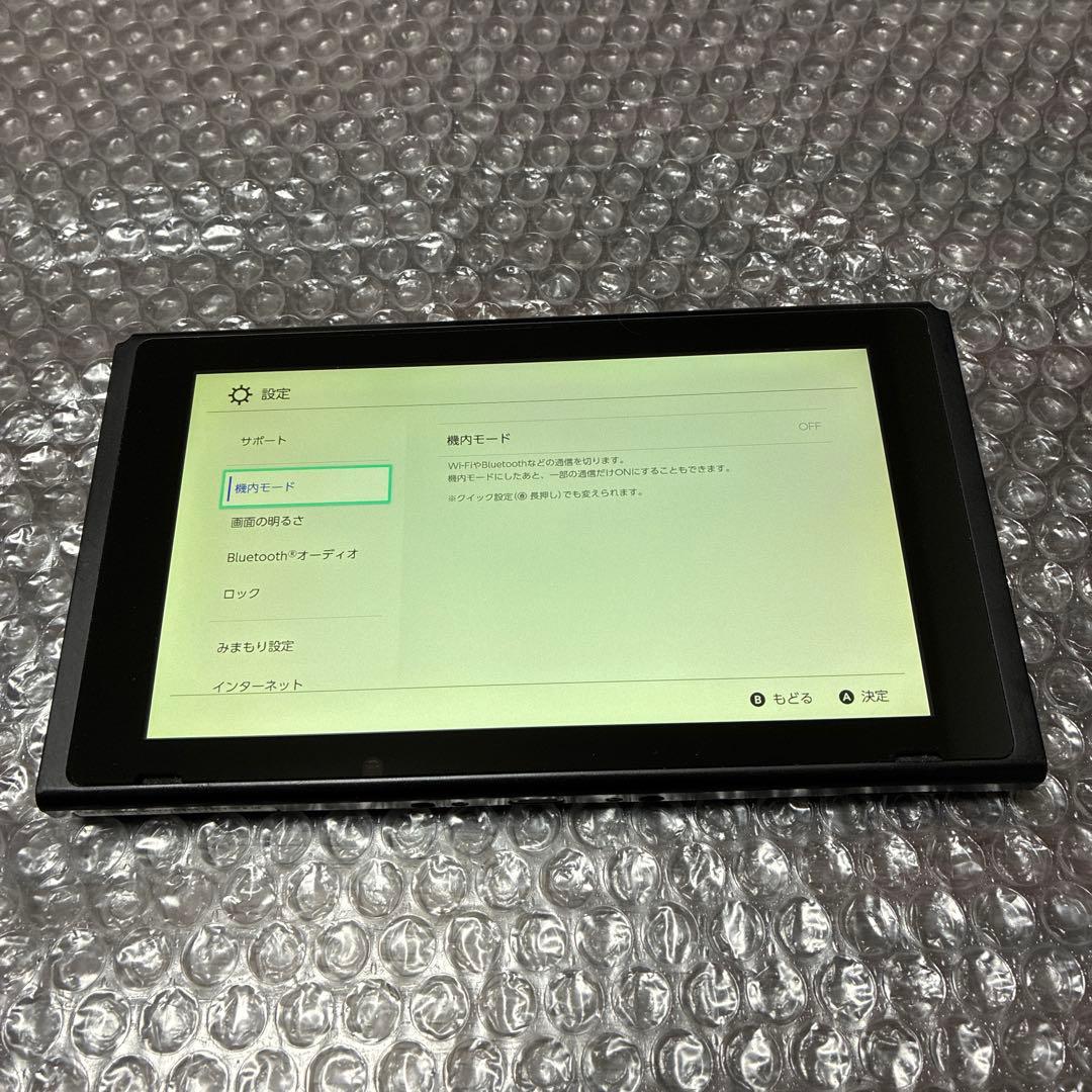 5 Nintendo Switch 本体　初期型