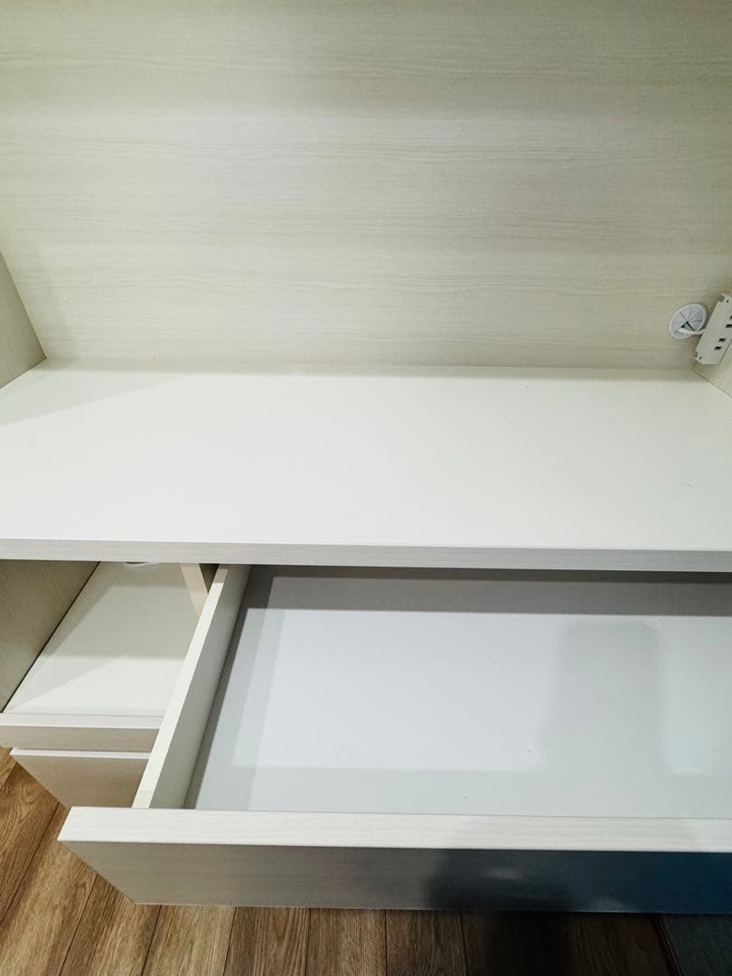 4月30日まで限定値下げ【美品】食器棚 LOWYA 大川家具