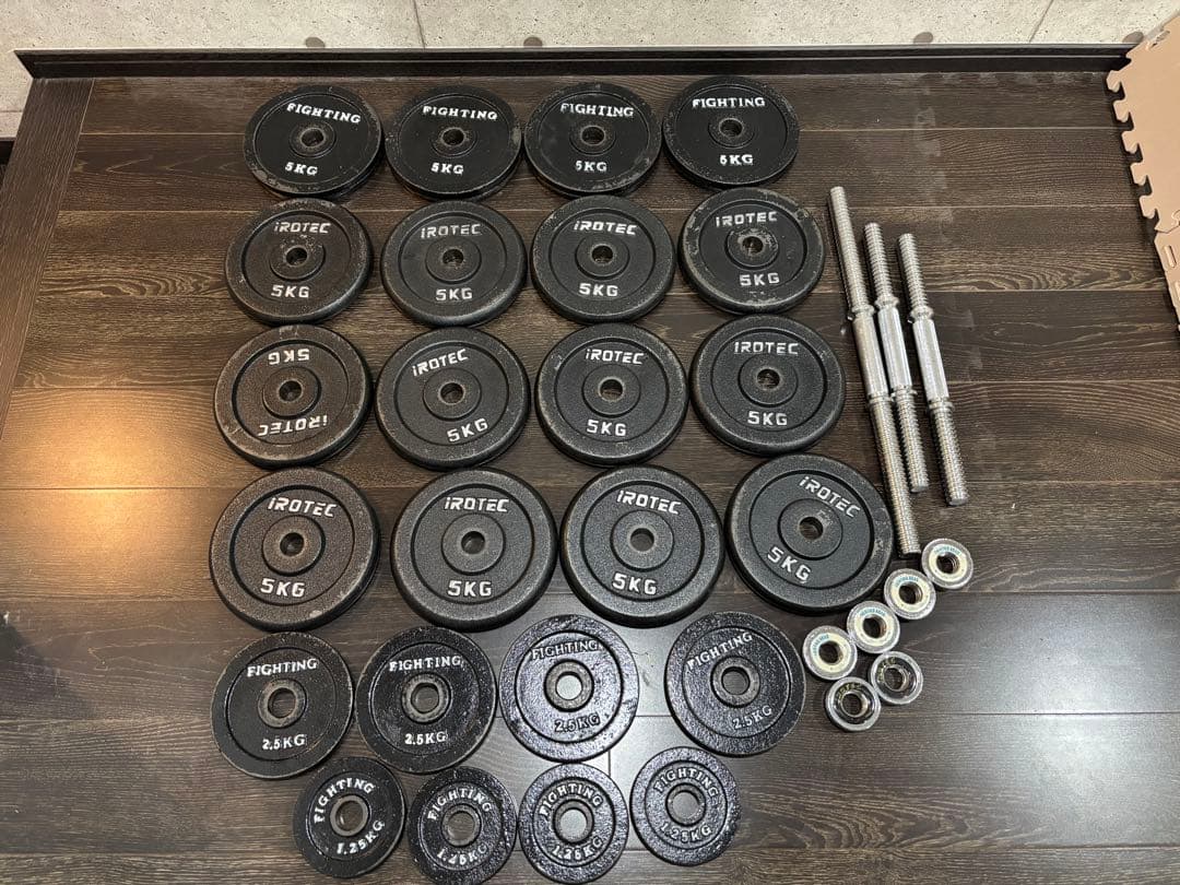 ダンベル・トレーニングベンチ・懸垂マシンセット　引き取り限定