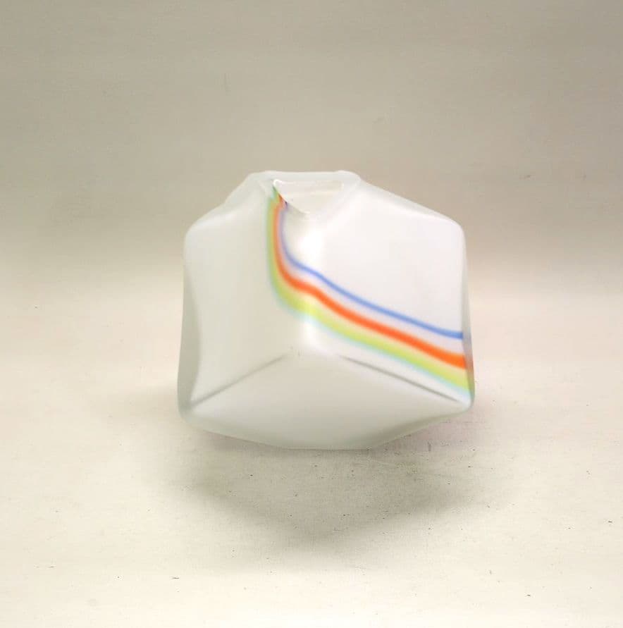 ガラス花器　サイコロ型　池坊好み　池坊花器