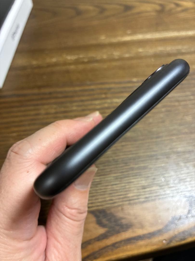 iphone11 ブラック　64GB