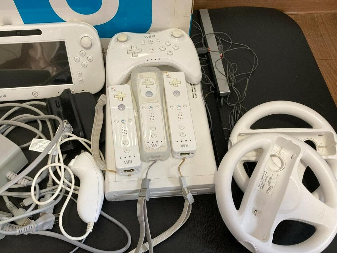 【完動品】任天堂 WiiU WUP-101(01) ファミリープレミアムセット