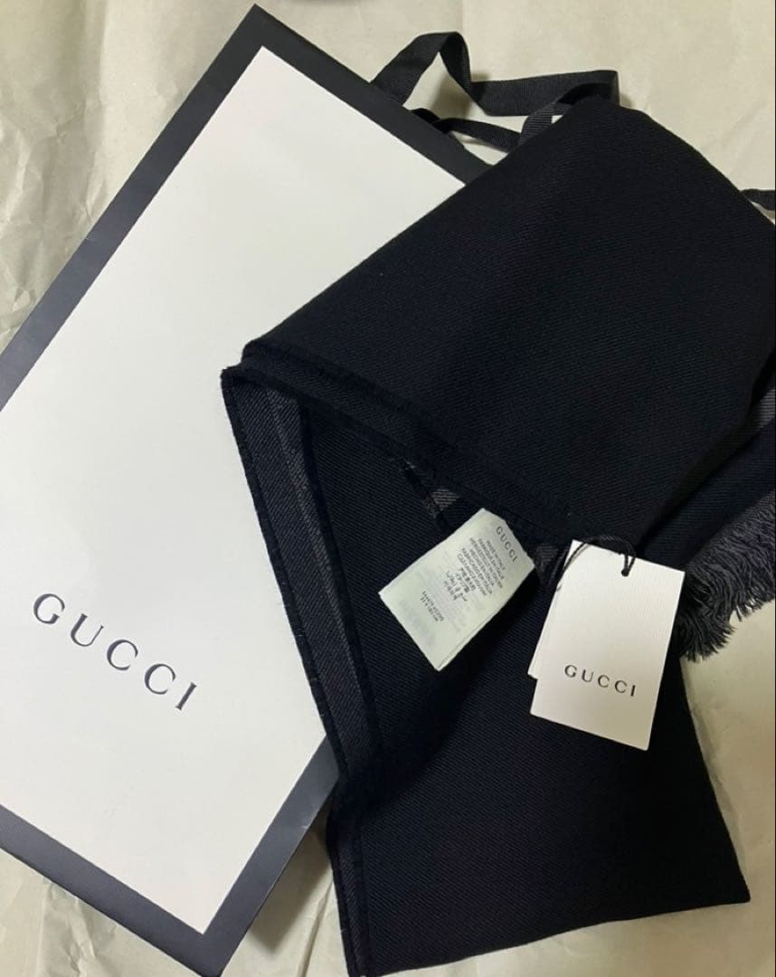 y*u様 GUCCI グッチ　マフラー　ストール　メンズ　レディース　ブラック