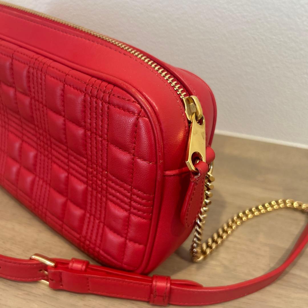 バーバリー　ショルダーバッグ　赤