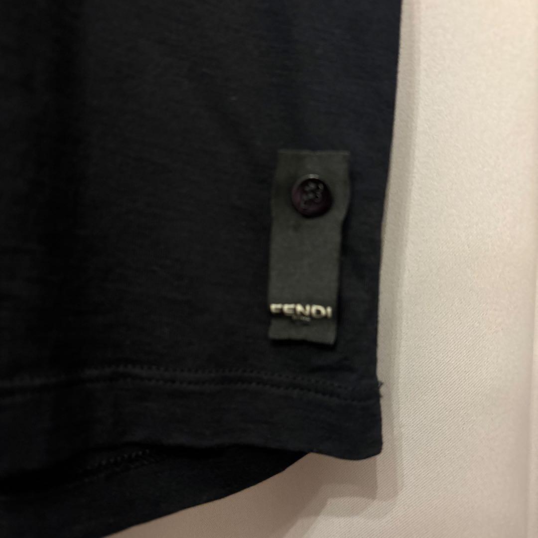 FENDI 目の形プリント ブラックTシャツ