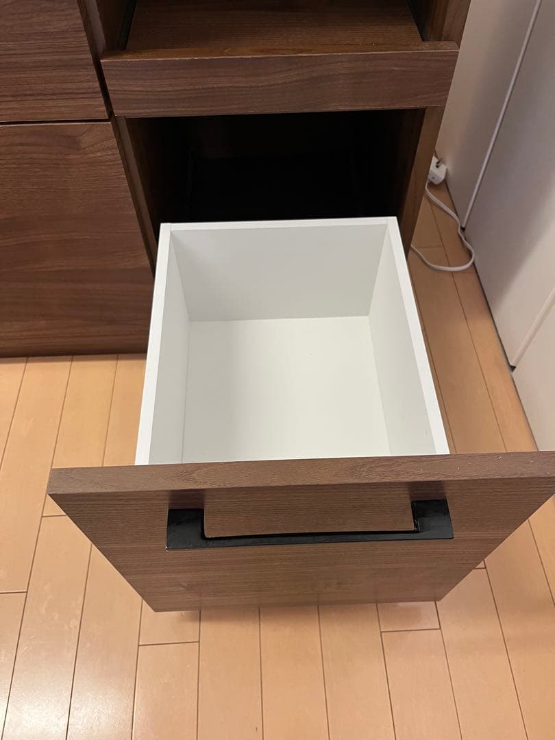 キッチンカウンター食器棚ステンレス天板