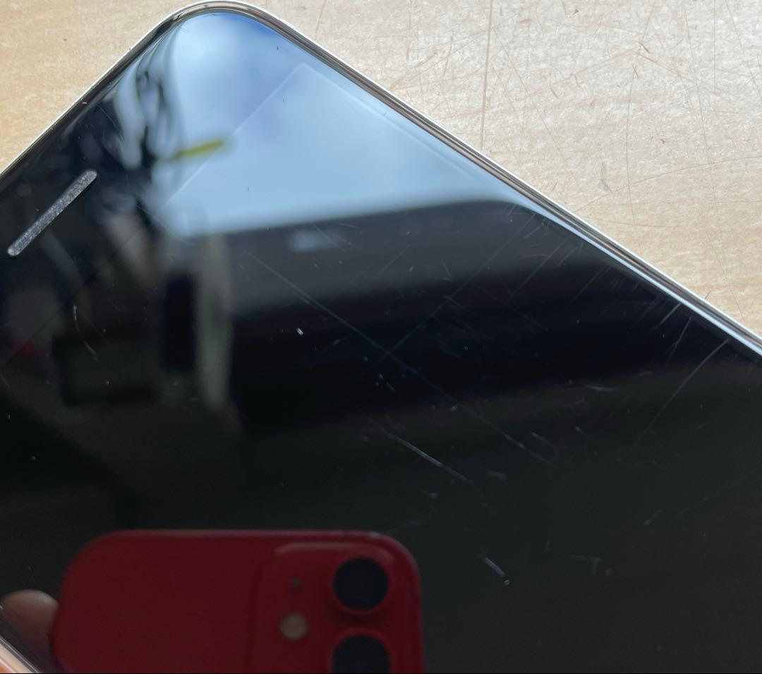 iPhone SE 第2世代　ホワイト　64GB A2296