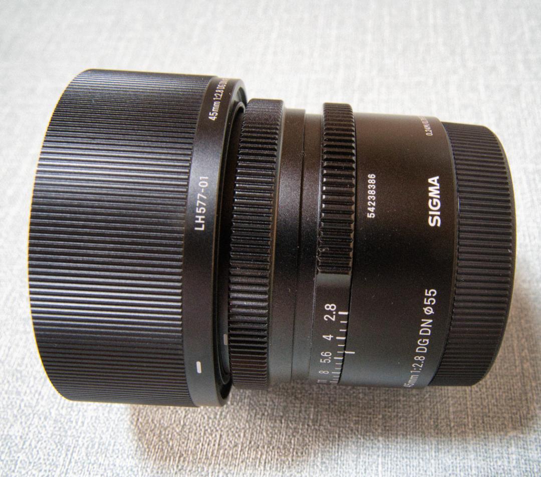【極美品】シグマ(SIGMA) 45mm F2.8 DG DN ソニーEマウント