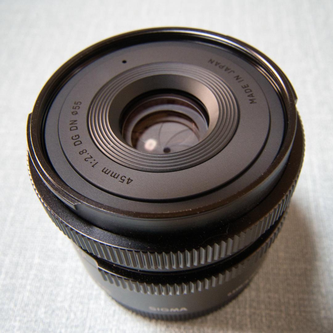 【極美品】シグマ(SIGMA) 45mm F2.8 DG DN ソニーEマウント