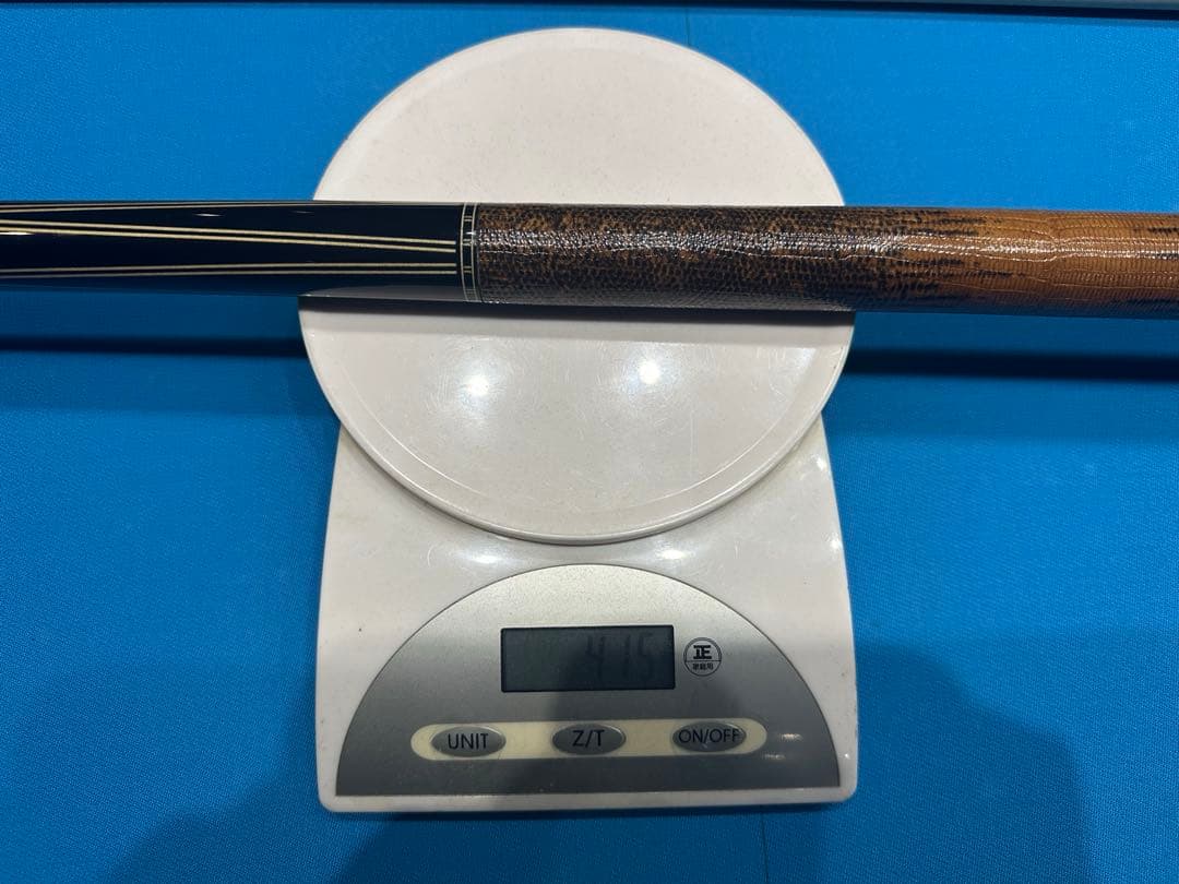 ADAM AD-13N solid 12 MAXビリヤードキュー ケース付き