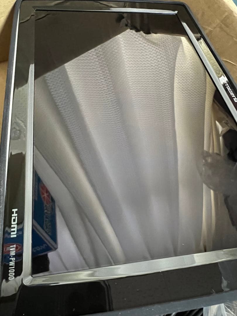 Pioneer TVM-PW1000 ヘッドレストモニターセット　１０インチ