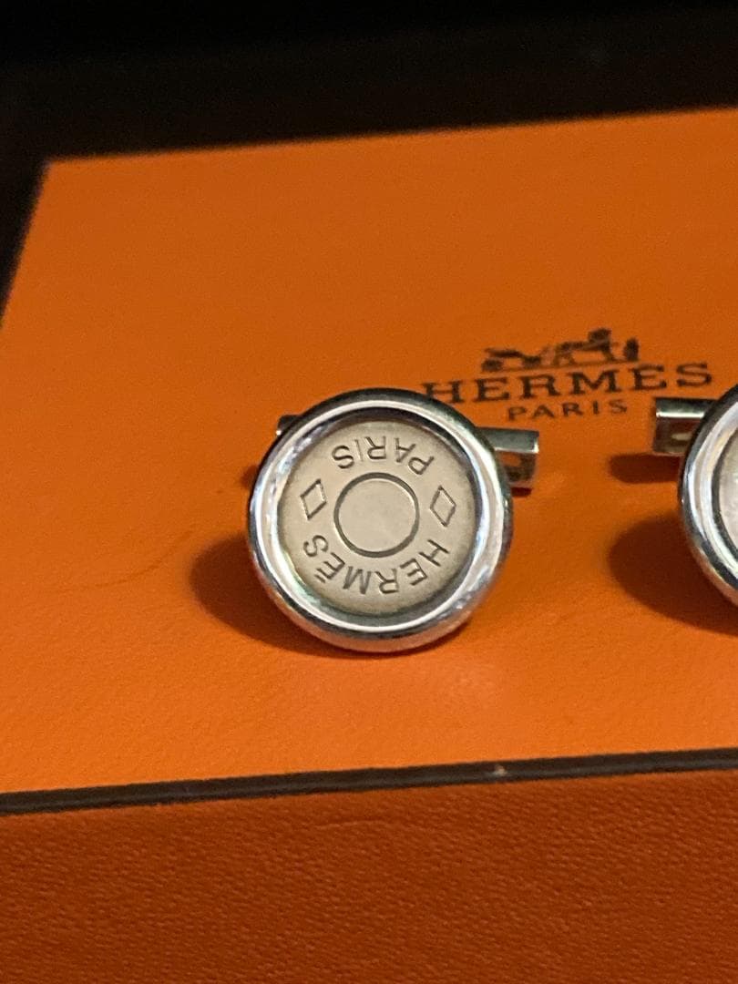 美品 エルメス セリエ ロゴ ラウンドシェイプ カフス シルバー AG925