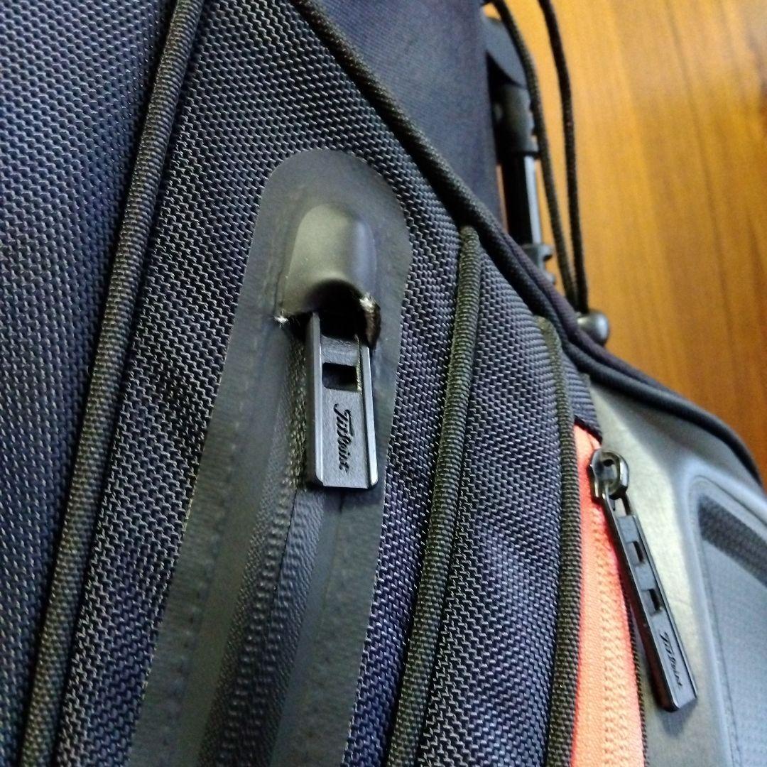 Titleist スタンド付きキャディバッグ 黒