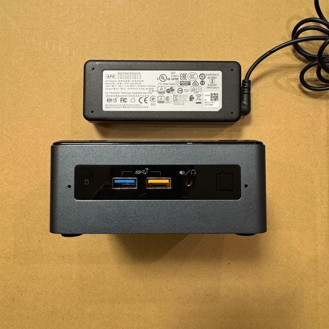 ミニPC Intel NUC8i5BEH i5 8GB SSD256GB HDD500GB