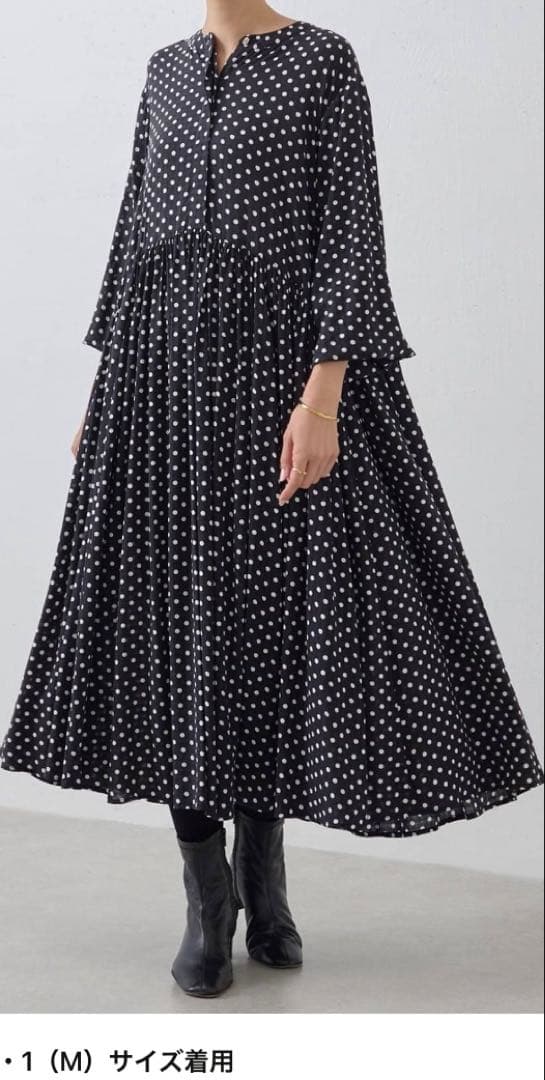ビアーズリー　ドットギャザーワンピース