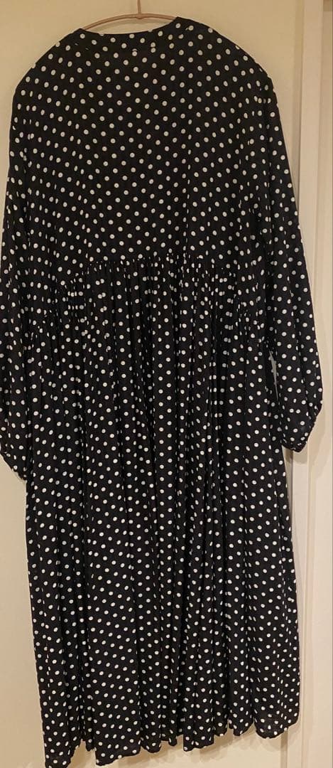 ビアーズリー　ドットギャザーワンピース