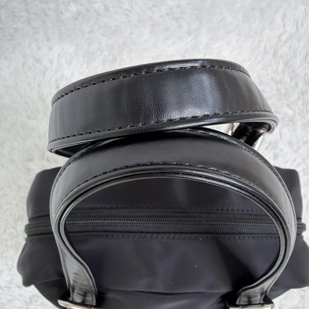 極美品✨ カステルバジャック T挿しサッチェル ラウンド バッグ ブラック