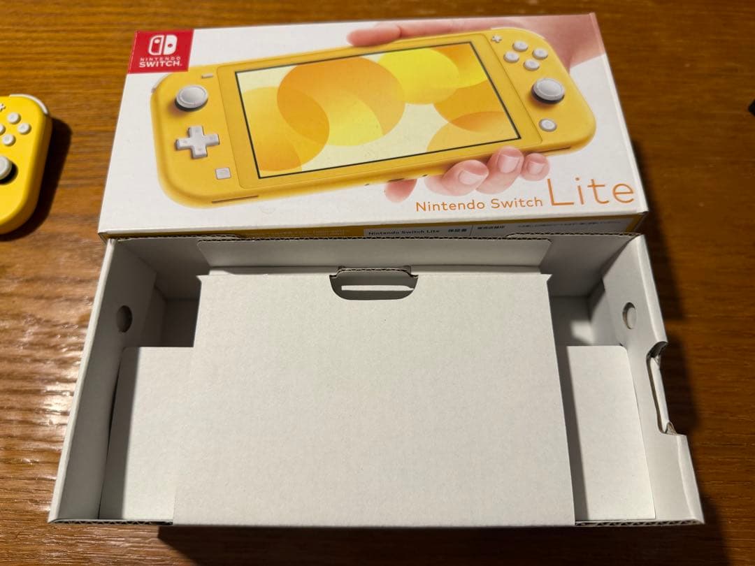 Nintendo Switch Lite イエロー 本体＋箱＋充電器