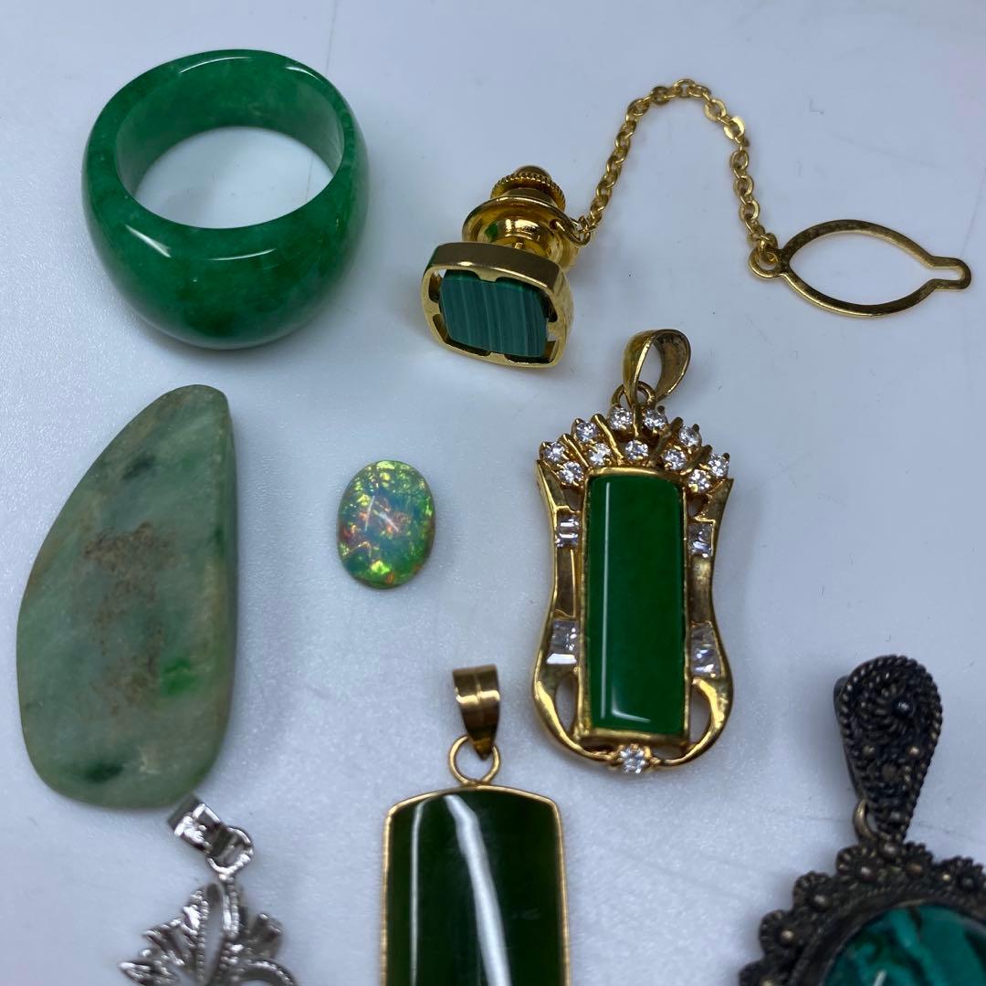 専用　本翡翠 ネックレストップ色々 84g 東キ7-0821ア㉞